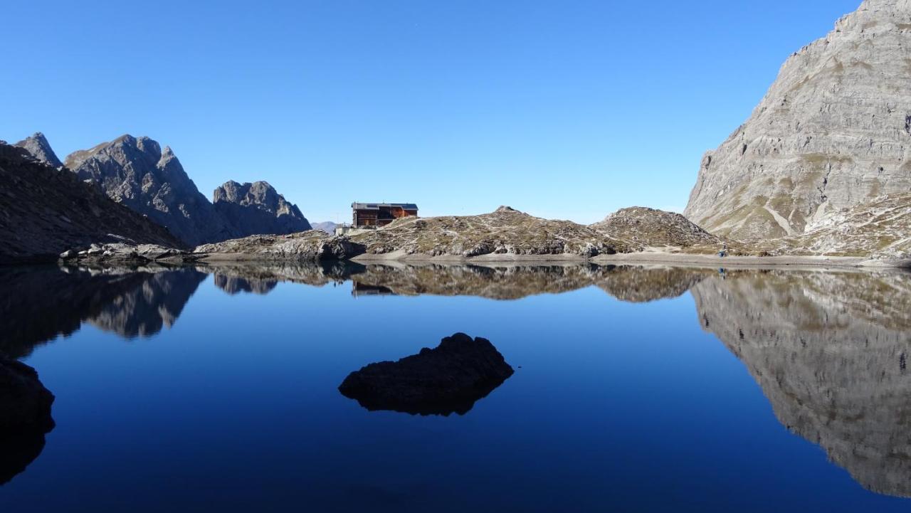 Appartementhaus Lercher ฟลาทอาค ภายนอก รูปภาพ